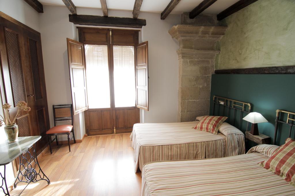 Pensjonat Vivienda Turistica Yamaries